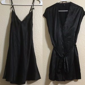 Victorias Secret Matching Night Gown & Robe SM